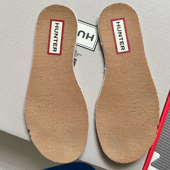 Hunter - Picture 9 of 11